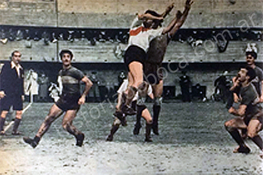 Boca Juniors 4 - River Plate 1 - Campeonato 1945 